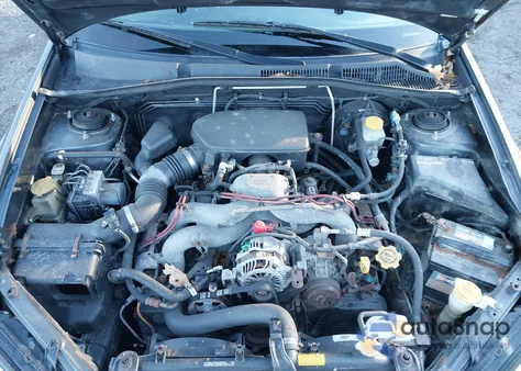 2009 Subaru Outback 2.5I from USA, damaged, VIN 4S4BP61C097319009